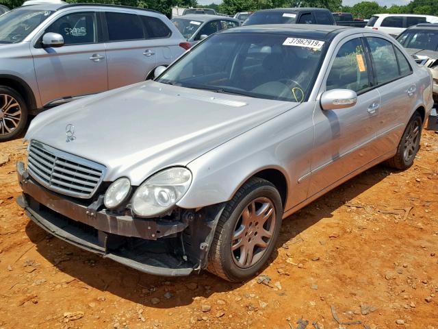 WDBUF65J63A369074 - 2003 MERCEDES-BENZ E 320 SILVER photo 2