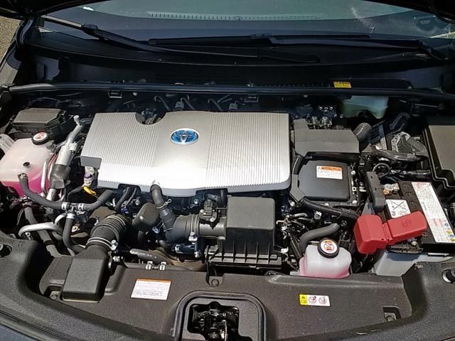 JTDKARFP1J3086322 - 2018 TOYOTA PRIUS PRIM 灰色 照片 7