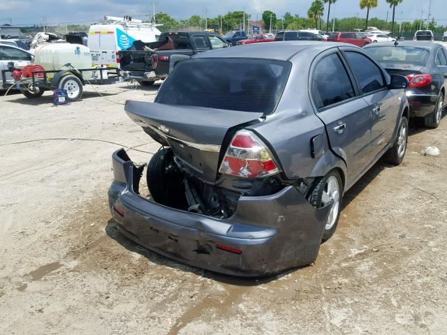 KL1TG56628B188643 - 2008 CHEVROLET AVEO LT GRAY photo 4