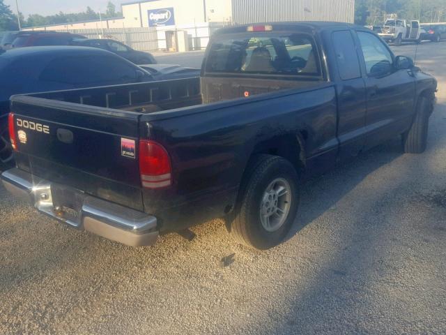 1B7GL22XXYS691887 - 2000 DODGE DAKOTA BLACK photo 4