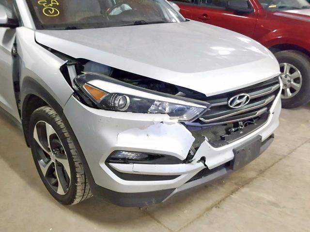 KM8J3CA21GU161128 - 2016 HYUNDAI TUCSON LIM SILVER photo 9