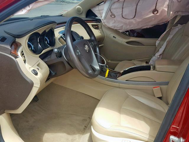 1G4GC5ER1DF140163 - 2013 BUICK LACROSSE RED photo 5