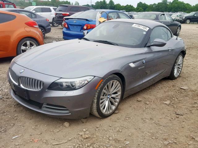 WBALM7C54DE385179 - 2013 BMW Z4 SDRIVE3 GRAY photo 2