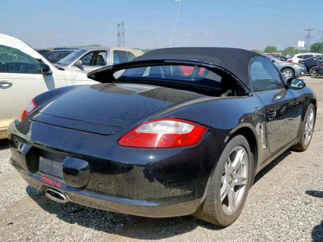 WP0CA29867U710649 - 2007 PORSCHE BOXSTER BLACK photo 4