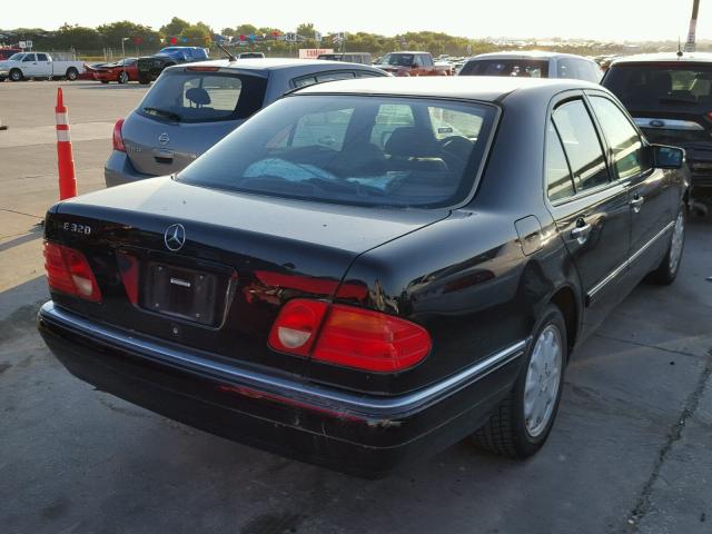 WDBJF65H9XA929420 - 1999 MERCEDES-BENZ E 320 BLACK photo 4