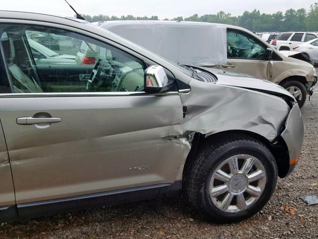 2LMDU88C28BJ40306 - 2008 LINCOLN MKX SILVER photo 9