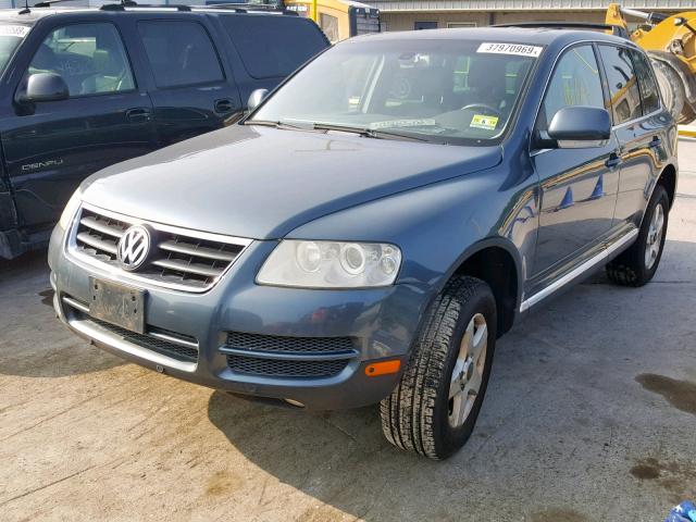 WVGBC77L44D070085 - 2004 VOLKSWAGEN TOUAREG 3. GRAY photo 2