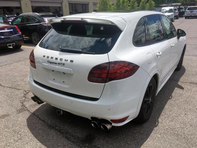 WP1AD2A24ELA74305 - 2014 PORSCHE CAYENNE GT WHITE photo 3