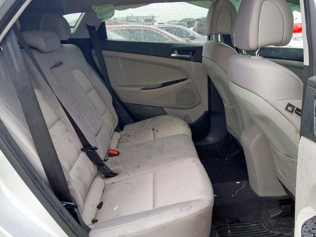 KM8J23A40JU694714 - 2018 HYUNDAI TUCSON SE SILVER photo 6