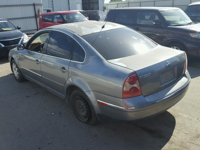 WVWPD63B92P306997 - 2002 VOLKSWAGEN PASSAT GLS BLUE photo 3