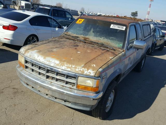 1B7GG23Y1RS632496 - 1994 DODGE DAKOTA GRAY photo 2