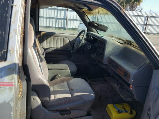 1B7GG23Y1RS632496 - 1994 DODGE DAKOTA GRAY photo 5