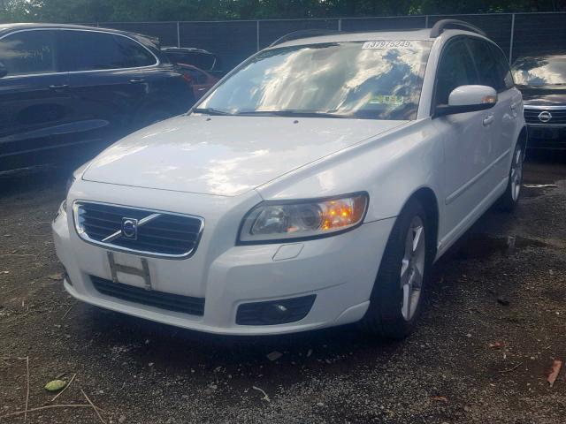 YV1MW382482379988 - 2008 VOLVO V50 2.4I WHITE photo 2