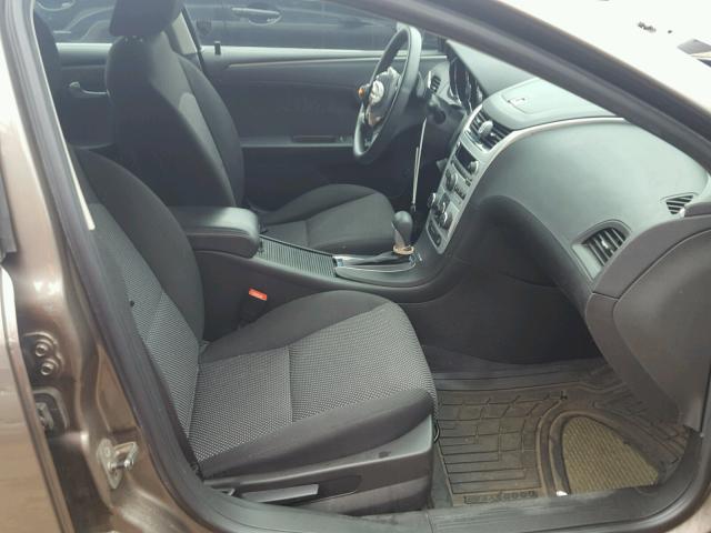 1G1ZC5EB5AF183523 - 2010 CHEVROLET MALIBU 1LT 灰色 照片 5