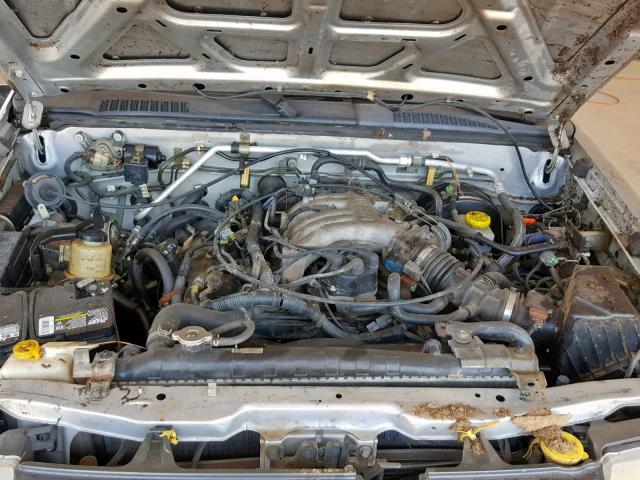 5N1ED28T6YC605828 - 2000 NISSAN XTERRA XE GRAY photo 7