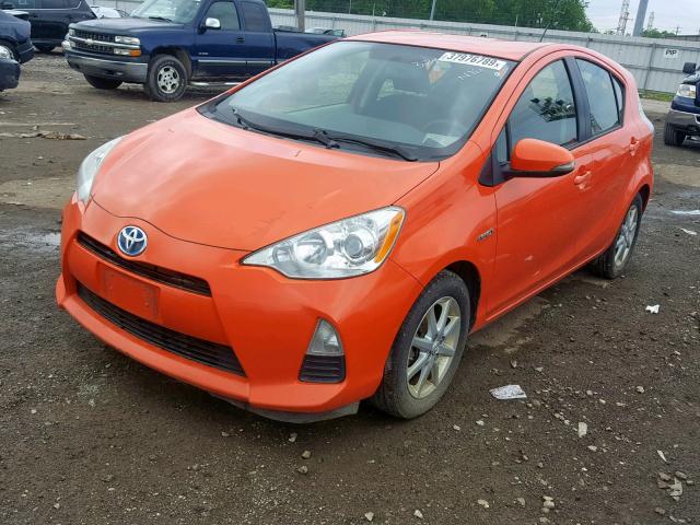 JTDKDTB3XD1048093 - 2013 TOYOTA PRIUS C ORANGE photo 2