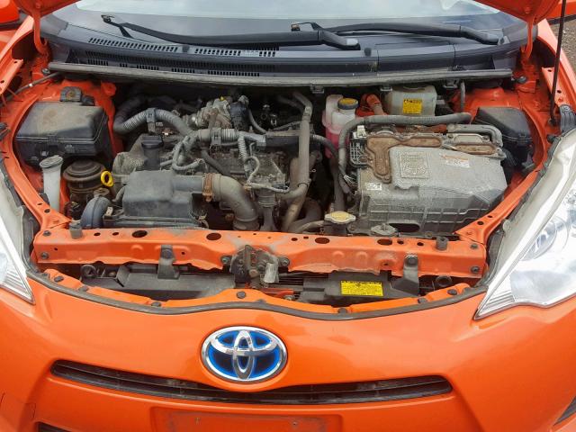 JTDKDTB3XD1048093 - 2013 TOYOTA PRIUS C ORANGE photo 7