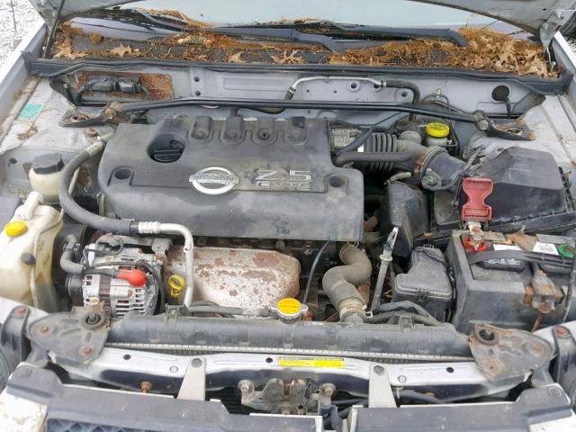 3N1AB51D04L728037 - 2004 NISSAN SENTRA SE- SILVER photo 7