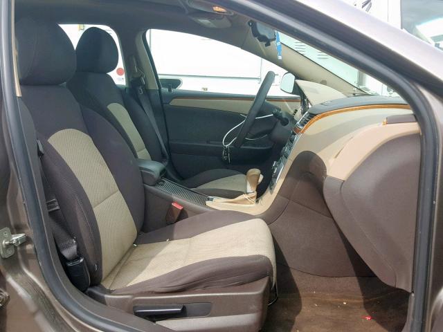 1G1ZC5E11BF258419 - 2011 CHEVROLET MALIBU 1LT BROWN photo 5