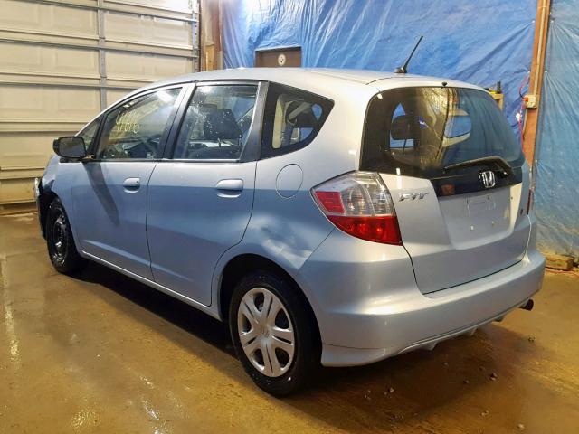 JHMGE8H29AC010562 - 2010 HONDA FIT BLUE photo 3