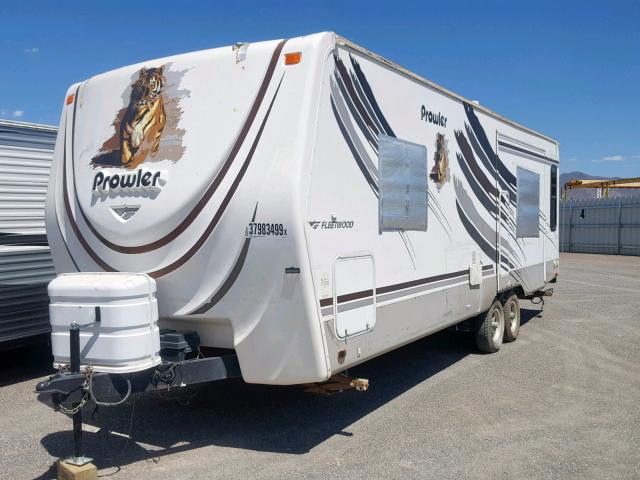 1EC1C252X92904418 - 2009 FLEETWOOD TRAVEL WHITE photo 3