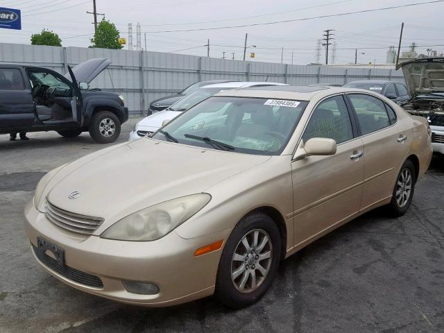 JTHBF30GX25003613 - 2002 LEXUS ES 300 GOLD photo 2