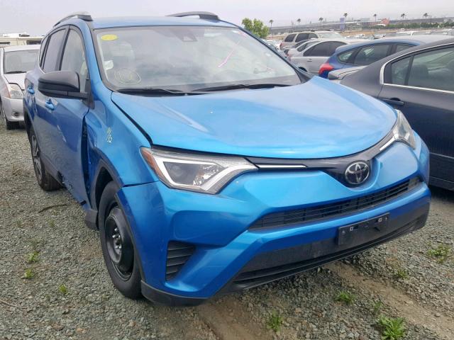 JTMZFREVXJJ738561 - 2018 TOYOTA RAV4 LE BLUE photo 1