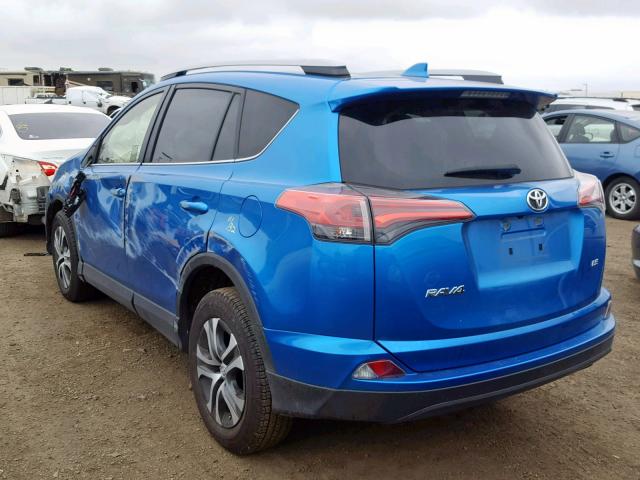 JTMZFREVXJJ738561 - 2018 TOYOTA RAV4 LE BLUE photo 3