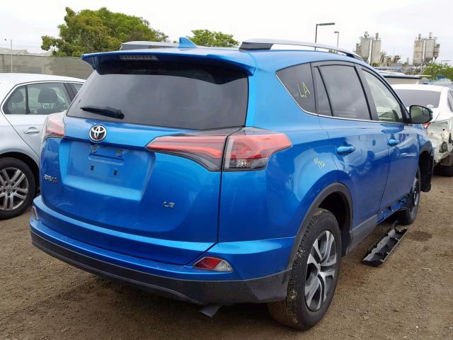 JTMZFREVXJJ738561 - 2018 TOYOTA RAV4 LE BLUE photo 4