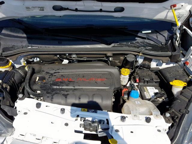 ZFBERFBTXF6A02856 - 2015 RAM PROMASTER 白色 照片 7