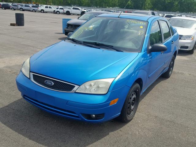 1FAFP34N07W196323 - 2007 FORD FOCUS ZX4 BLUE photo 2