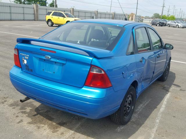 1FAFP34N07W196323 - 2007 FORD FOCUS ZX4 BLUE photo 4