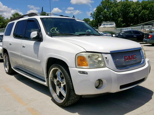 1GKES66M066168986 - 2006 GMC ENVOY DENA WHITE photo 1