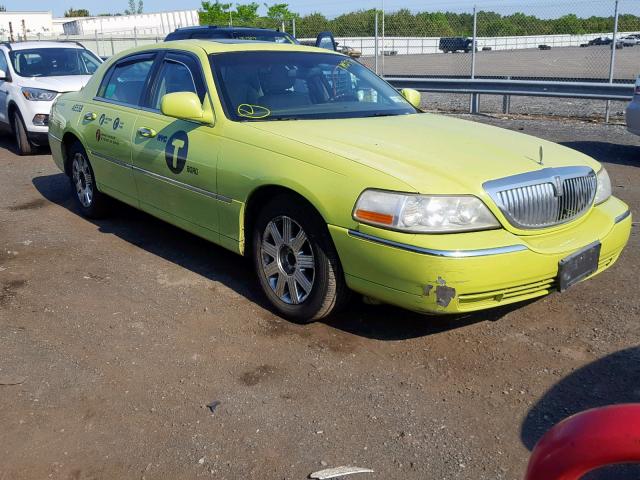 1LNHM83W33Y637925 - 2003 LINCOLN TOWN CAR C GREEN photo 1