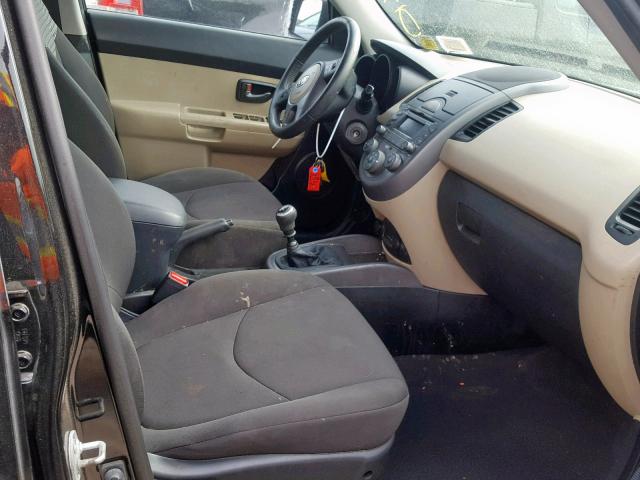 KNDJT2A25A7085160 - 2010 KIA SOUL ! Qara foto 5