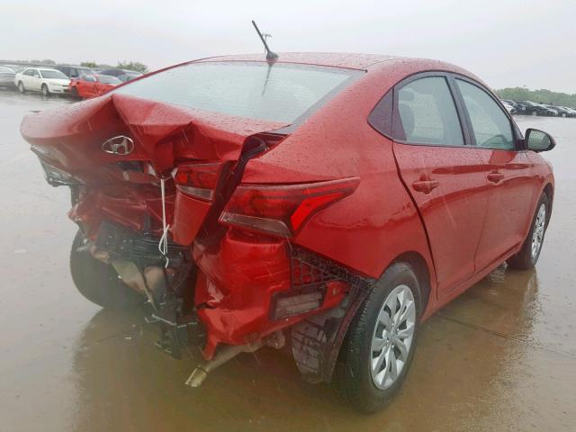 3KPC24A35JE014010 - 2018 HYUNDAI ACCENT SE RED photo 4