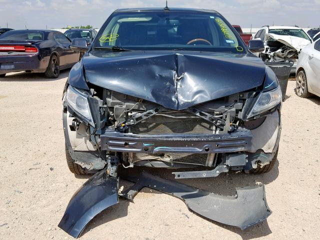 2LMDJ6JK1DBL11846 - 2013 LINCOLN MKX GRAY photo 9