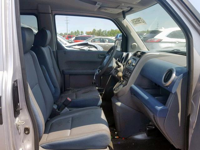 5J6YH28504L025762 - 2004 HONDA ELEMENT EX SILVER photo 5