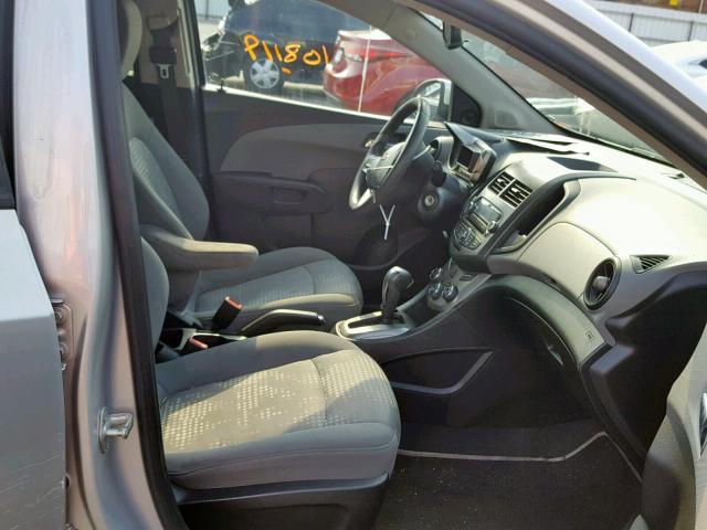 1G1JA5SH6C4219357 - 2012 CHEVROLET SONIC LS SILVER photo 5