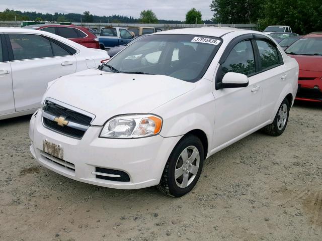 KL1TD5DE3AB088463 - 2010 CHEVROLET AVEO LS WHITE photo 2