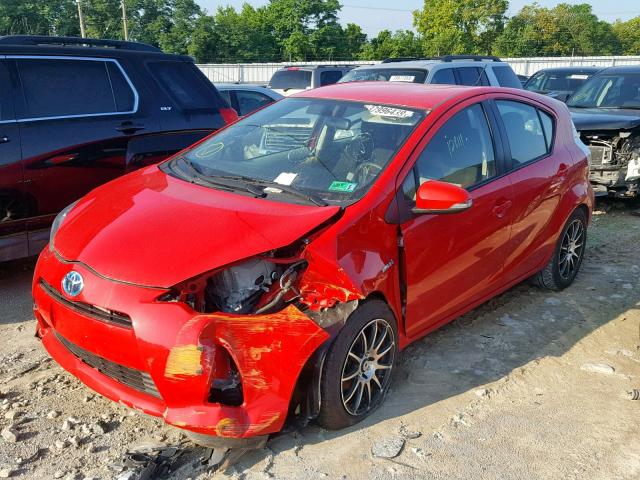 JTDKDTB35D1537226 - 2013 TOYOTA PRIUS C RED photo 2