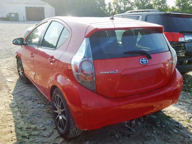 JTDKDTB35D1537226 - 2013 TOYOTA PRIUS C RED photo 3