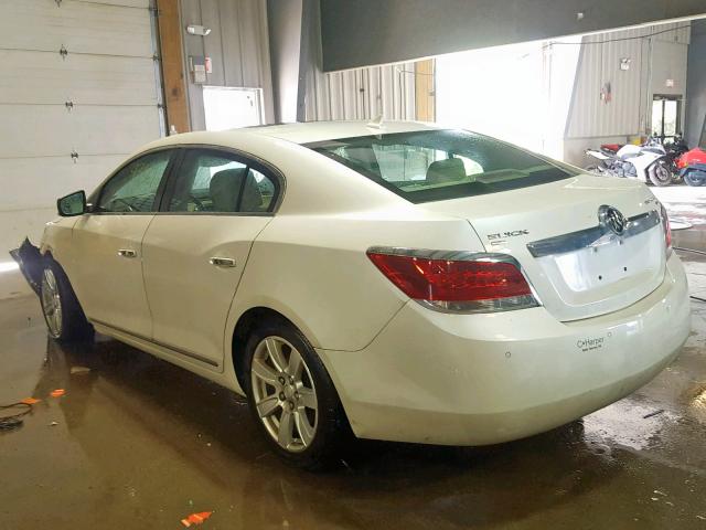 1G4GD5EG4AF142531 - 2010 BUICK LACROSSE C WHITE photo 3