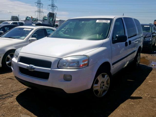 1GBDV13148D192917 - 2008 CHEVROLET UPLANDER I WHITE photo 2