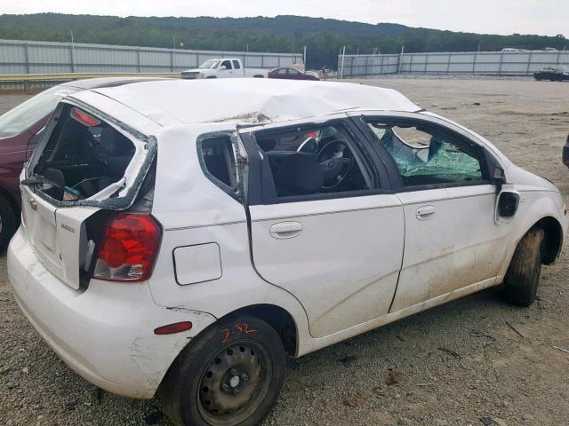 KL1TD66676B646852 - 2006 CHEVROLET AVEO BASE Ақ фото 9