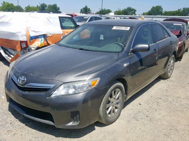 4T1BB3EK0BU136571 - 2011 TOYOTA CAMRY HYBR CHARCOAL photo 2