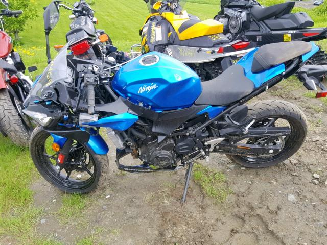 JKAEXKH19JDA06736 - 2018 KAWASAKI EX400 BLUE photo 10