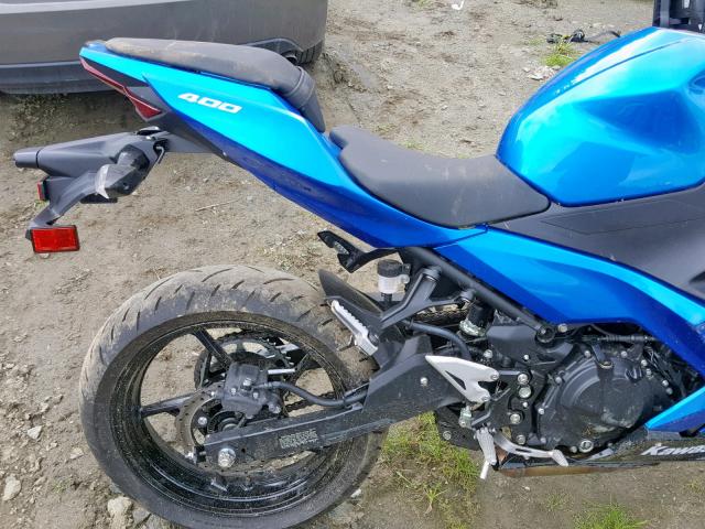 JKAEXKH19JDA06736 - 2018 KAWASAKI EX400 BLUE photo 6