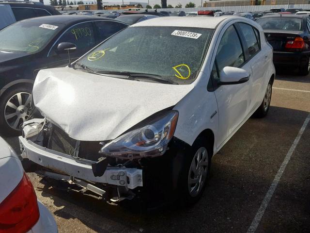 JTDKDTB38G1115343 - 2016 TOYOTA PRIUS C WHITE photo 2