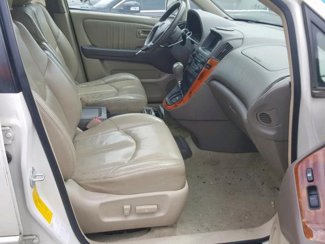 JT6HF10U6Y0123637 - 2000 LEXUS RX 300 WHITE photo 5